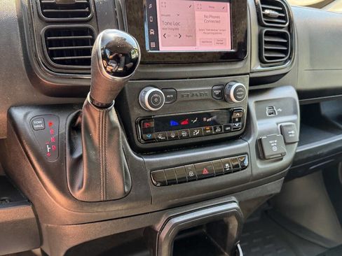 Used 2025 RAM ProMaster 2500 w/ Convenience Group FWD image 29