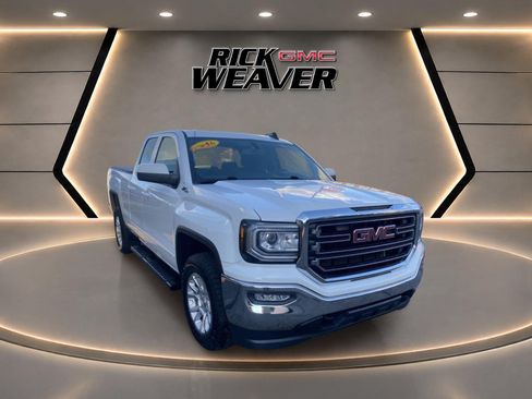 Used 2016 GMC Sierra 1500 SLE w/ SLE Value Package AWD/4WD image 12