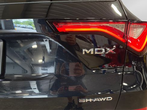 Used 2022 Acura MDX SH-AWD w/ Technology Package image 48