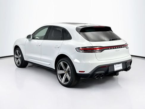 Used 2026 Porsche Macan AWD/4WD image 3
