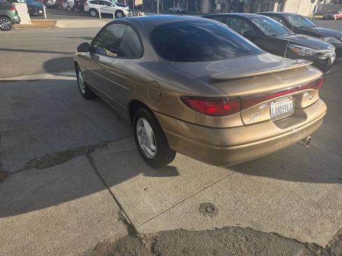 Used 1998 Ford Escort FWD image 5