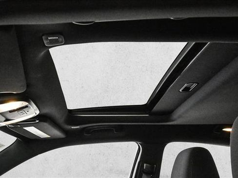 Used 2022 Dodge Charger Scat Pack image 16