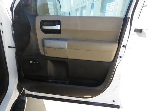Used 2008 Toyota Sequoia Limited RWD image 34