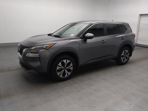 Used 2023 Nissan Rogue SV FWD image 2