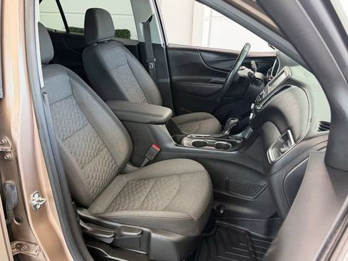 Certified 2018 Chevrolet Equinox LT AWD/4WD image 20