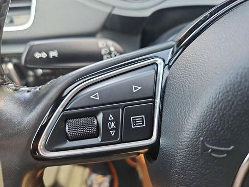 Used 2018 Audi Q3 2.0T Premium Plus w/ Premium Plus Package AWD/4WD image 27
