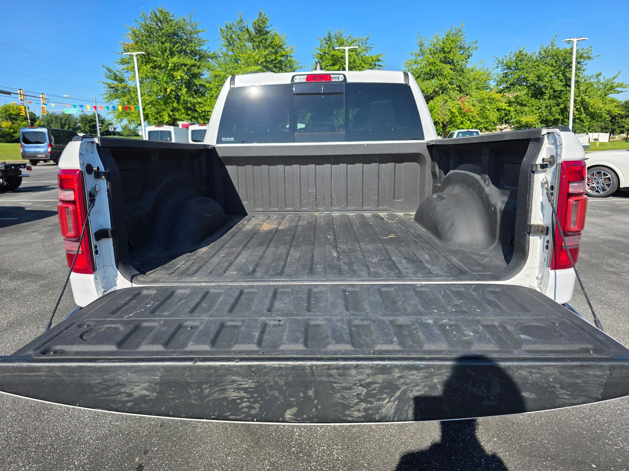 Used 2021 RAM 1500 Limited AWD/4WD image 9