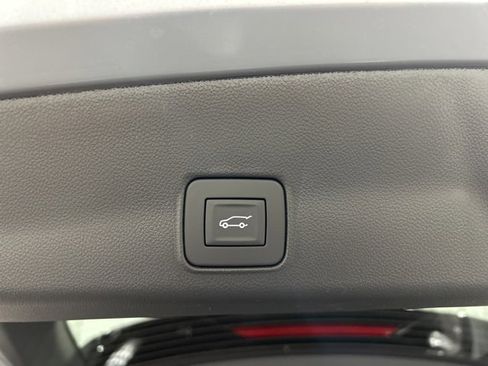 New 2025 Chevrolet TrailBlazer LT w/ Convenience Package image 10