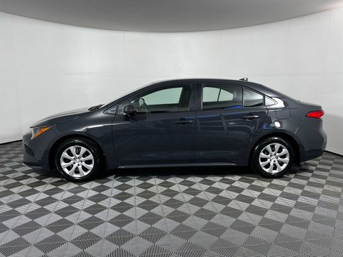 Used 2026 Toyota Corolla LE FWD image 8