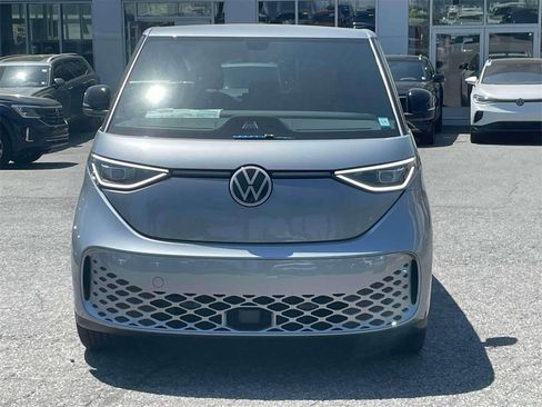 New 2025 Volkswagen ID. Buzz Pro S image 2
