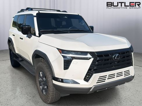 Certified 2025 Lexus GX 550 AWD/4WD image 6