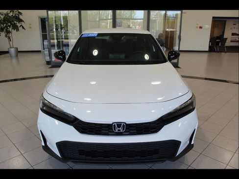 Certified 2025 Honda Civic Sport image 2