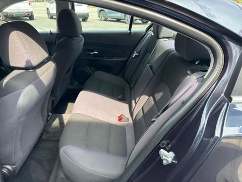 Used 2015 Chevrolet Cruze LT FWD image 20