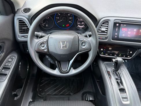 Used 2016 Honda HR-V EX image 16