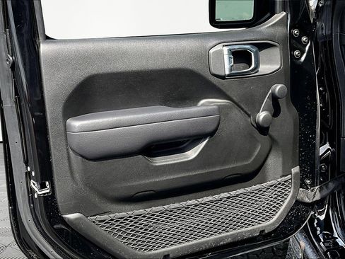 Used 2024 Jeep Wrangler Sport image 20