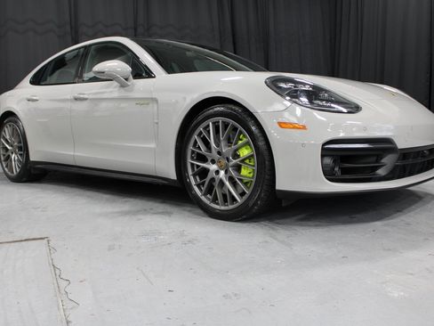 Used 2023 Porsche Panamera 4S image 11