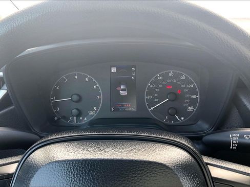 Used 2025 Toyota Corolla LE FWD image 25