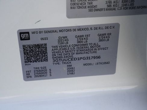 Used 2023 GMC Sierra 1500 Elevation image 29