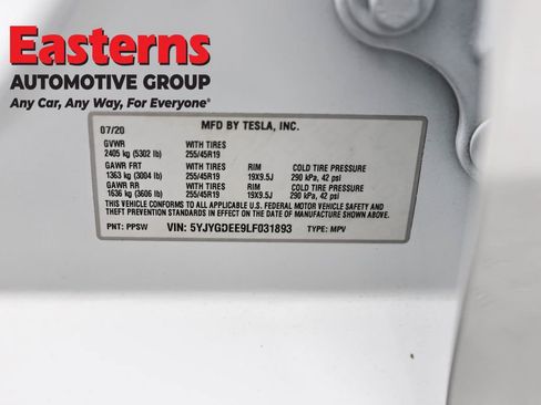 Used 2020 Tesla Model Y Long Range image 30