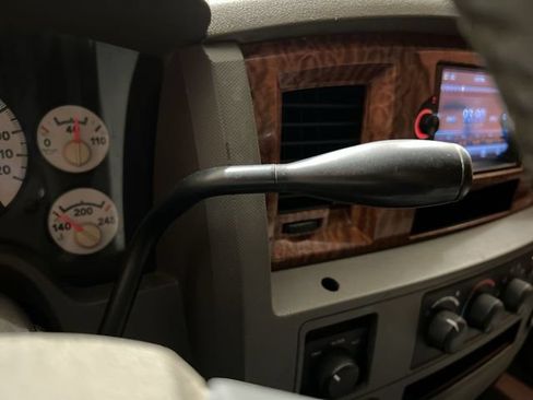 Used 2006 Dodge Ram 2500 Truck SLT w/ Protection Group AWD/4WD image 13