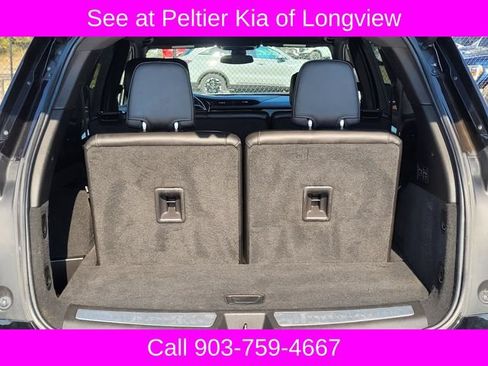 Used 2023 Cadillac XT6 Premium Luxury AWD/4WD image 9
