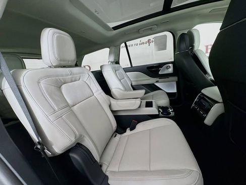 New 2026 Lincoln Aviator Reserve w/ Luxury Package image 30