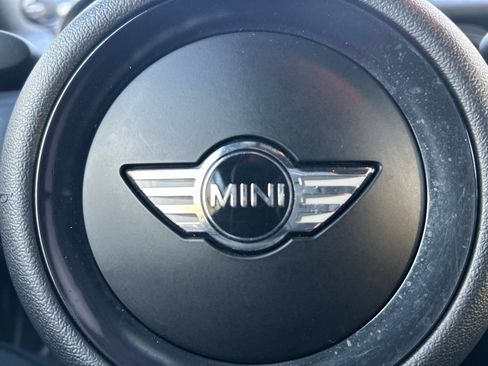 Used 2015 MINI Cooper S image 31