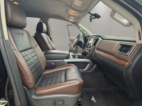 Used 2017 Nissan Titan Platinum Reserve image 10
