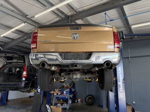 Used 2012 RAM 1500 Big Horn w/ Luxury Group RWD image 3