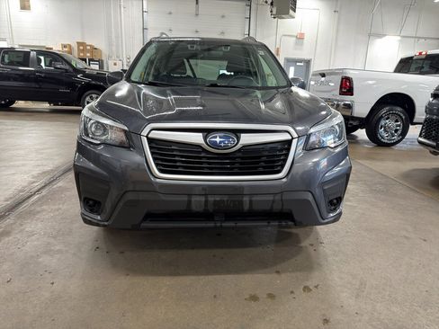 Used 2020 Subaru Forester Premium w/ Popular Package #1 AWD/4WD image 2