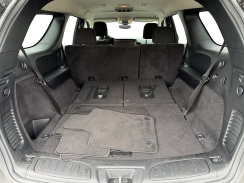 Used 2022 Dodge Durango SXT RWD image 17