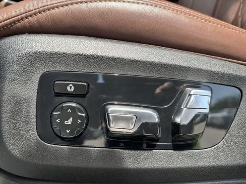 Used 2024 BMW X5 M60i w/ Parking Assistance Package AWD/4WD image 16
