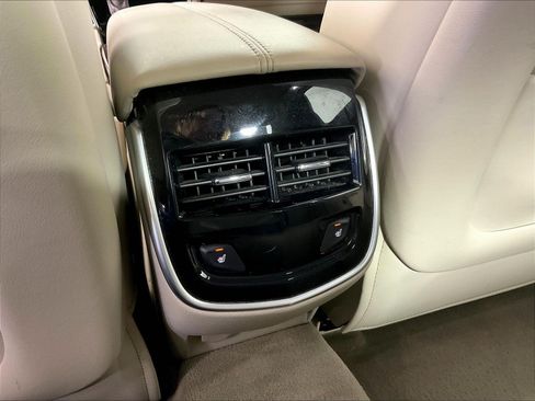 Used 2016 Cadillac XTS Luxury w/ Driver Awareness Package FWD image 10
