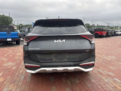 Used 2023 Kia Sportage EX FWD image 13