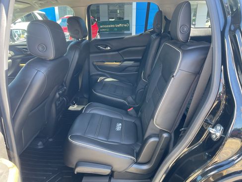 Certified 2019 GMC Acadia Denali FWD image 12