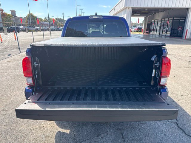 Used 2023 Toyota Tacoma SR5 w/ Technology Package AWD/4WD image 19