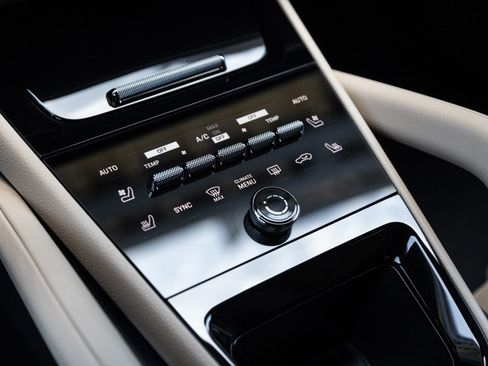 New 2026 Porsche Cayenne Coupe AWD/4WD image 27