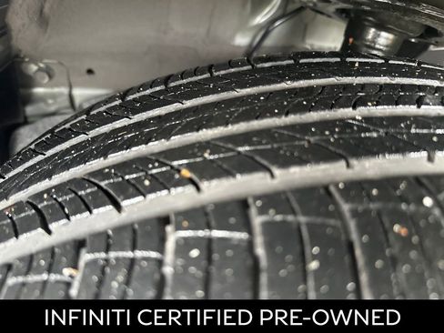 Certified 2026 INFINITI QX60 Luxe w/ Family Package image 16