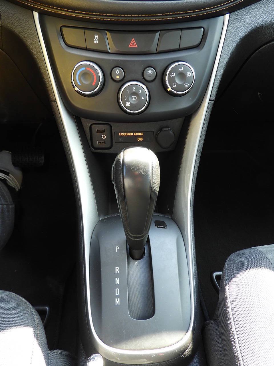 Used 2019 Chevrolet Trax LS FWD image 43