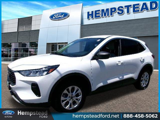 Certified 2023 Ford Escape Active AWD/4WD image 1
