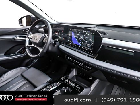 Used 2025 Audi Q6 e-tron Premium Plus w/ Premium Plus image 16
