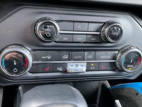 Used 2022 Ford Bronco Black Diamond AWD/4WD image 33