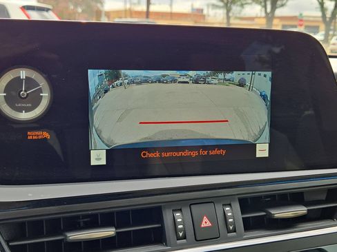 Certified 2025 Lexus ES 350 w/ Premium Package FWD image 18