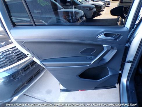 Used 2021 Volkswagen Tiguan S FWD image 19