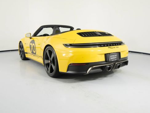 Certified 2026 Porsche 911 Carrera 4 GTS AWD/4WD image 8