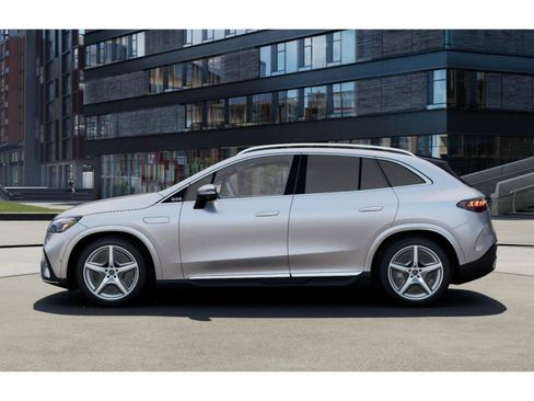 New 2026 Mercedes-Benz EQE 320 4MATIC SUV image 34