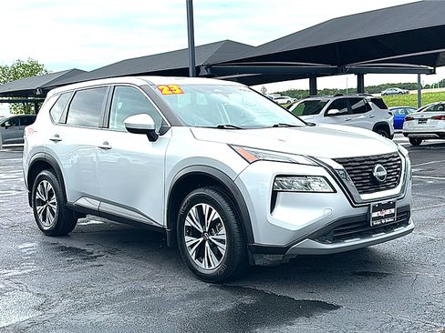 Used 2023 Nissan Rogue SV FWD image 10