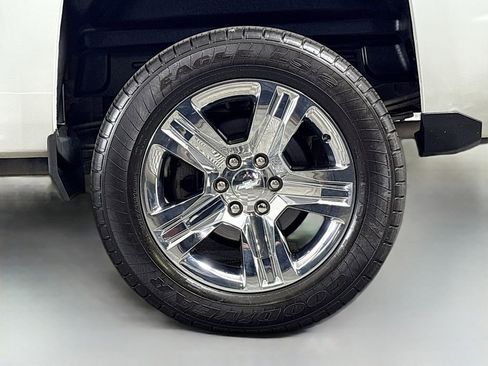 Used 2018 Chevrolet Silverado 1500 Custom image 28