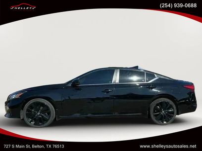 Used 2022 Nissan Altima 2.5 SR w/ Midnight Edition Package