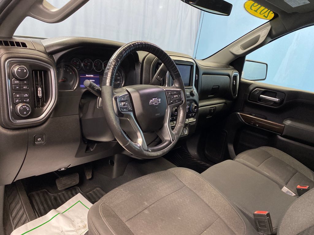 Used 2019 Chevrolet Silverado 1500 RST w/ All-Star Edition AWD/4WD image 12